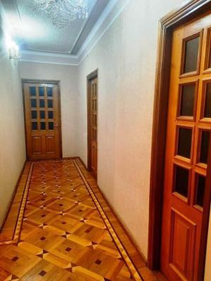 Бакы, старое здание 4 комната, продажа, 125 м²  , Бинәгәди рајону, 8-ҹи микрорајон