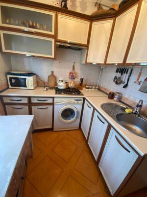 Бакы, старое здание 2 комната, арендовать, 50 м²  , Нәсими рајону, 5-ҹи микрорајон