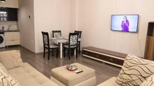 Бакы, новостройка 2 комната, посуточная аренда, 70 м²  , Хәтаи рајону