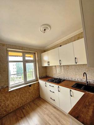 Бакы, старое здание 3 комната, продажа, 65 м²  , Низами рајону, 8-ҹи километр