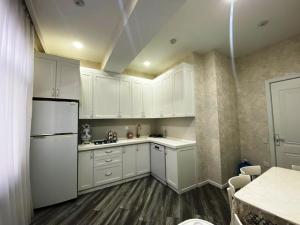 Бакы, новостройка 2 комната, продажа, 75 м²  , Низами рајону, 8-ҹи километр