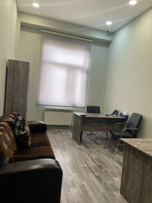 Бакы, офис 5 комната, арендовать, 200 м²  , Нәриманов рајону