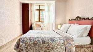 Бакы, старое здание 2 комната, посуточная аренда, 50 м²  , Сәбаил рајону