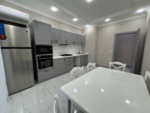 Бакы, новостройка 2 комната, арендовать, 69 м²  , Бинәгәди рајону, 7-ҹи микрорајон