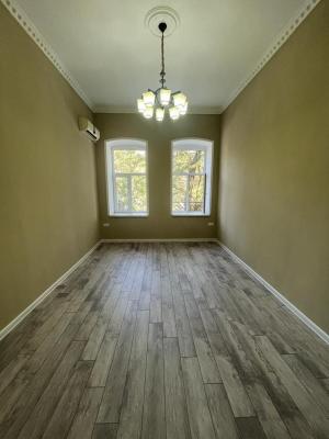 Бакы, офис 4 комната, арендовать, 110 м²  , Јасамал рајону, Јасамал гәс.