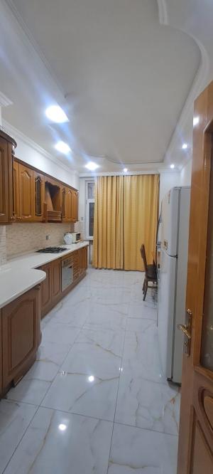 Бакы, новостройка 3 комната, арендовать, 170 м²  , Нәриманов рајону, Бөјүкшор гәс.