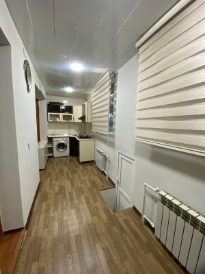 Бакы, старое здание 4 комната, арендовать, 100 м²  , Јасамал рајону, Јасамал гәс.