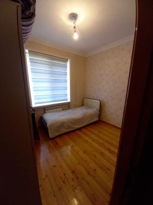 Бакы, старое здание 3 комната, продажа, 55 м²  , Бинәгәди рајону, Биләҹәри гәс.