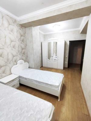 Бакы, новостройка 4 комната, арендовать, 125 м²  , Јасамал рајону, Јасамал гәс.