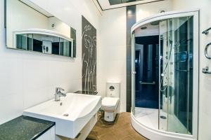 Бакы, новостройка 4 комната, посуточная аренда, 220 м²  , Нәсими рајону