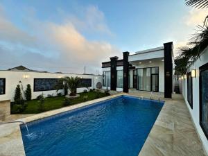 Бакы, садовый домик 4 комната, продажа, 160 м² , 4.5 сот , Хәзәр рајону, Шүвәлан