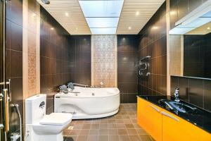 Бакы, новостройка 4 комната, посуточная аренда, 220 м²  , Нәсими рајону