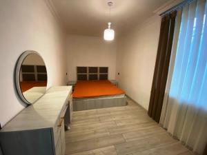 Бакы, старое здание 2 комната, продажа, 44 м²  , Низами рајону, 8-ҹи километр