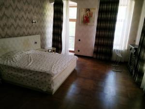 Бакы, старое здание 2 комната, арендовать, 65 м²  , Сәбаил рајону