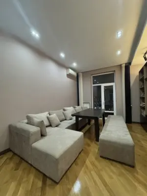 Бакы, старое здание 3 комната, продажа, 72 м²  , Јасамал рајону