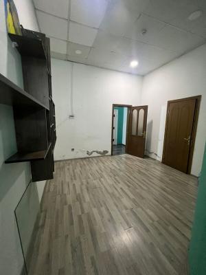 Бакы, офис 5 комната, арендовать, 210 м²  , Јасамал рајону, Јасамал гәс.