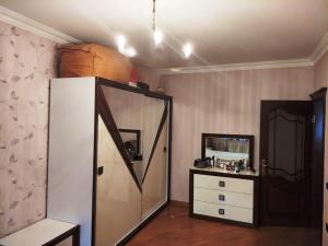 Бакы, старое здание 3 комната, продажа, 90 м²  , Бинәгәди рајону, 8-ҹи микрорајон