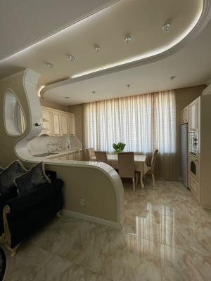 Бакы, новостройка 4 комната, арендовать, 155 м²  , Јасамал рајону