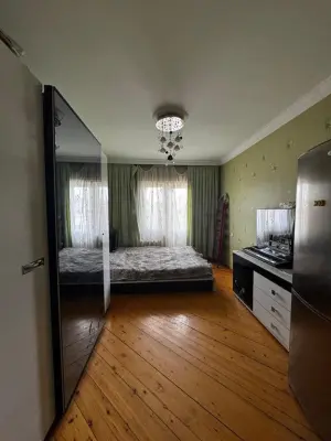 Бакы, старое здание 4 комната, продажа, 110 м²  , Сураханы рајону, Гарачухур гәс.