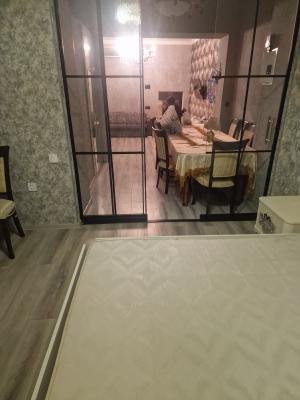 Бакы, старое здание 3 комната, арендовать, 85 м²  , Сәбаил рајону, 20-ҹи саһә