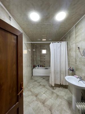 Бакы, садовый домик 8 комната, продажа, 360 м²  , Сабунчу рајону, Сабунчу гәс.