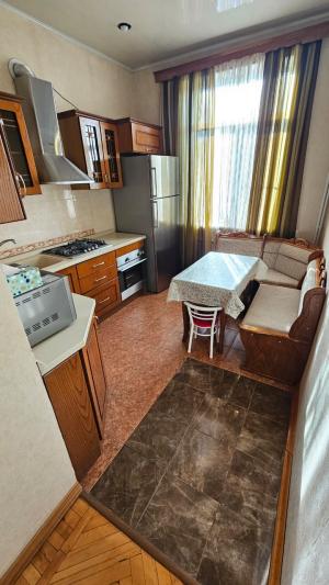 Бакы, старое здание 2 комната, арендовать, 60 м²  , Јасамал рајону, Јасамал гәс.