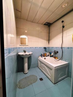 Бакы, старое здание 2 комната, продажа, 60 м²  , Низами рајону, 8-ҹи километр