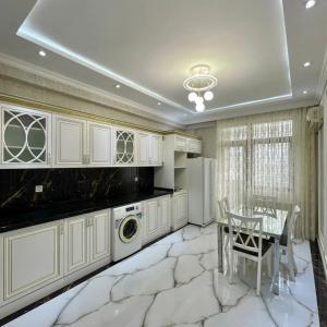Бакы, новостройка 2 комната, арендовать, 90 м²  , Нәриманов рајону, Бөјүкшор гәс.