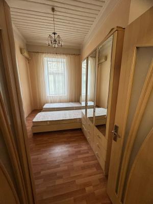 Бакы, старое здание 4 комната, арендовать, 102.5 м²  , Нәриманов рајону