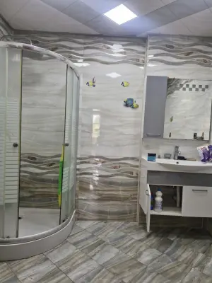 Бакы, новостройка 2 комната, посуточная аренда, 79 м²  , Јасамал рајону