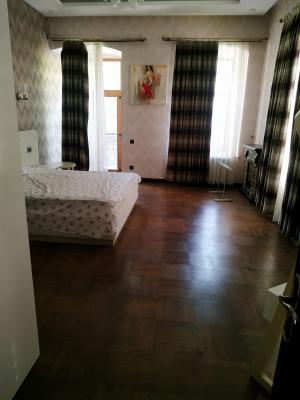 Бакы, старое здание 2 комната, арендовать, 65 м²  , Сәбаил рајону