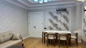 Бакы, новостройка 2 комната, арендовать, 95 м²  , Хәтаи рајону, Ағ шәһәр