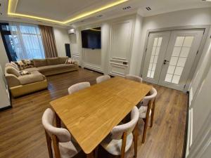 Бакы, новостройка 3 комната, арендовать, 148 м²  , Нәсими рајону