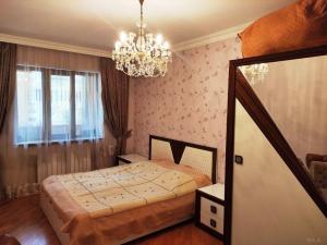 Бакы, старое здание 3 комната, продажа, 90 м²  , Бинәгәди рајону, 8-ҹи микрорајон
