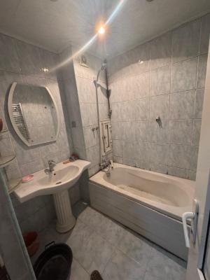 Бакы, новостройка 3 комната, арендовать, 80 м²  , Јасамал рајону, Јени Јасамал гәс.