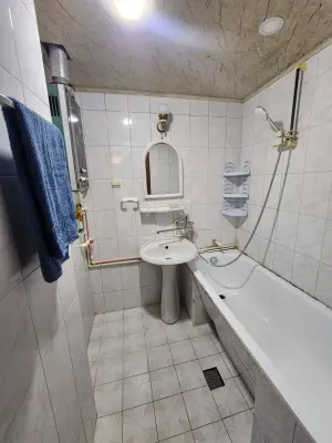 Бакы, старое здание 4 комната, арендовать, 100 м²  , Нәриманов рајону, Бөјүкшор гәс.