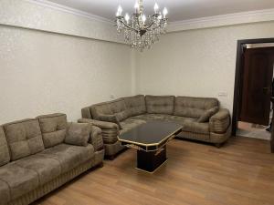 Бакы, старое здание 2 комната, арендовать, 60 м²  , Нәриманов рајону, Бөјүкшор гәс.