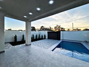 Бакы, садовый домик 4 комната, продажа, 150 м² , 3.3 сот , Хәзәр рајону, Шүвәлан