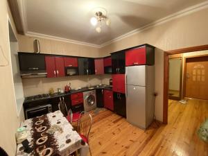 Хырдалан, новостройка 2 комната, арендовать, 70 м²  
