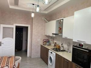 Бакы, новостройка 2 комната, продажа, 80 м²  , Јасамал рајону