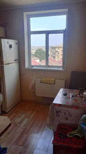Бакы, старое здание 4 комната, продажа, 100 м²  , Бинәгәди рајону, Биләҹәри гәс.