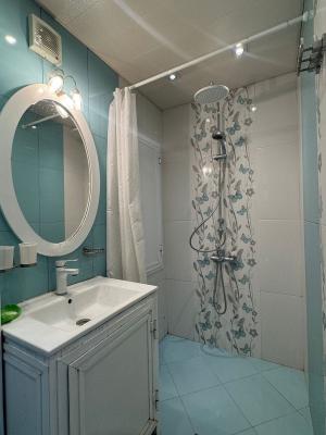 Бакы, старое здание 3 комната, арендовать, 70 м²  , Сәбаил рајону