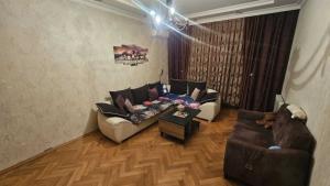 Бакы, старое здание 2 комната, продажа, 65 м²  , Јасамал рајону, Јасамал гәс.