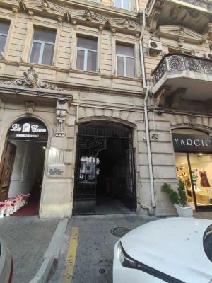 Бакы, старое здание 1 комната, продажа, 35 м²  , Сәбаил рајону