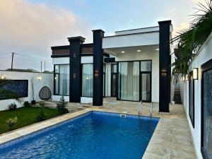 Бакы, садовый домик 4 комната, продажа, 160 м² , 4.5 сот , Хәзәр рајону, Шүвәлан