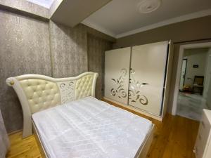 Хырдалан, новостройка 2 комната, арендовать, 60 м²  