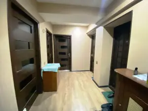 Бакы, старое здание 3 комната, продажа, 85 м²  , Низами рајону, 8-ҹи километр