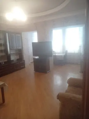 Бакы, старое здание 3 комната, арендовать, 90 м²  , Нәсими рајону
