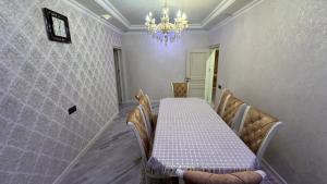 Бакы, старое здание 5 комната, продажа, 120 м²  , Сураханы рајону, Јени Ҝүнәшли гәс.