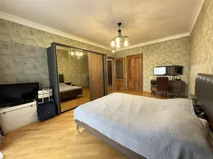 Бакы, старое здание 3 комната, продажа, 85 м²  , Сабунчу рајону, Бакыханов гәс.